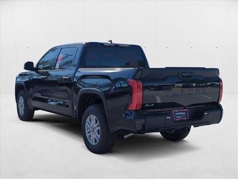 New 2025 Toyota Tundra SR5 w/ SR5 Convenience Package AWD/4WD image 9