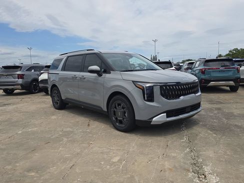 New 2026 Kia Carnival EX FWD image 2