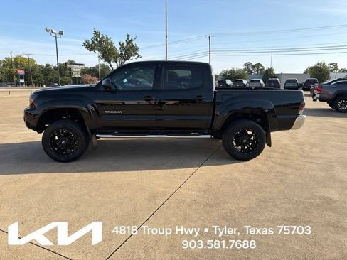 Used 2011 Toyota Tacoma 4x4 Double Cab w/ SR5 Pkg #2 image 5