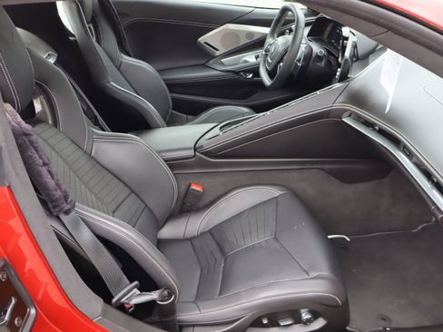 Used 2024 Chevrolet Corvette Stingray Premium Conv w/ Chrome Exterior Badge Package image 32