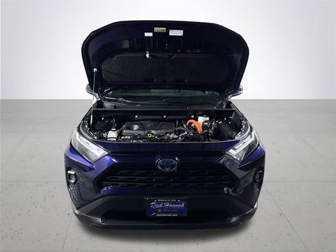 Used 2023 Toyota RAV4 XLE Premium image 21