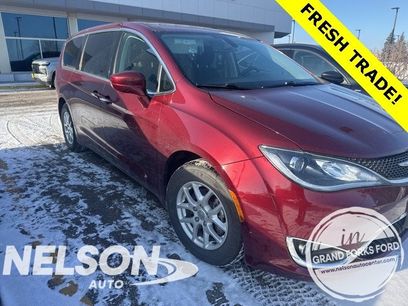Used 2020 Chrysler Pacifica Touring w/ Cold Weather Group