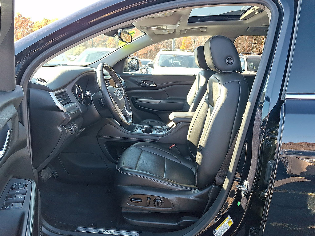 Used 2021 GMC Acadia SLT AWD/4WD image 11