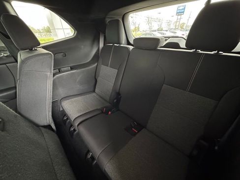 Used 2025 GMC Acadia Elevation image 22