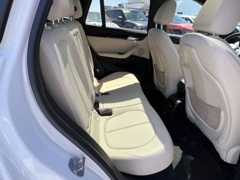 Used 2018 BMW X1 xDrive28i AWD/4WD image 19