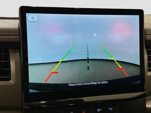 Used 2024 Ford Expedition Max XLT image 23