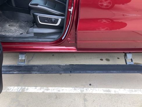 Used 2023 RAM 1500 Laramie image 12