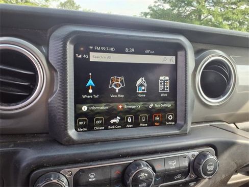 Used 2022 Jeep Wrangler Unlimited Sahara image 10