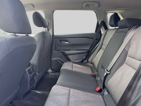 Used 2025 Nissan Rogue SV AWD/4WD image 11
