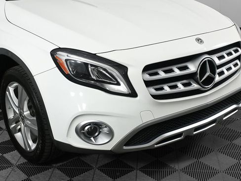 Used 2020 Mercedes-Benz GLA 250 4MATIC image 34