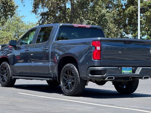 Used 2022 Chevrolet Silverado 1500 RST AWD/4WD image 5