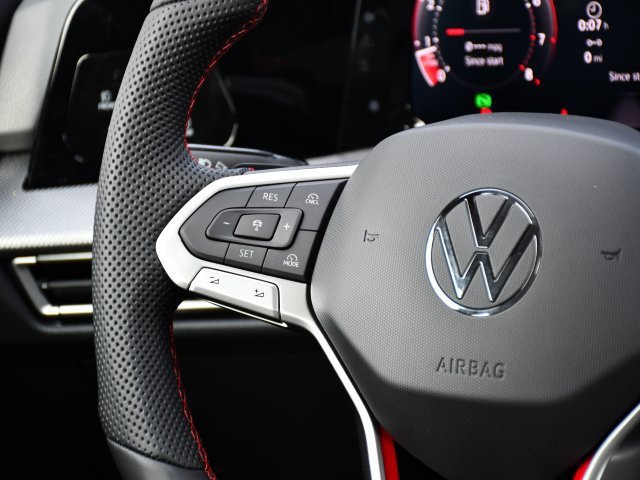 New 2026 Volkswagen GTI SE FWD image 24