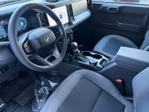 Used 2025 Ford Bronco 4-Door image 11