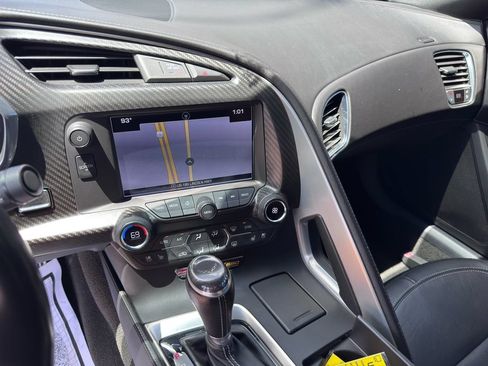 Used 2016 Chevrolet Corvette Z06 w/ 2LZ Preferred Equipment Group RWD image 16