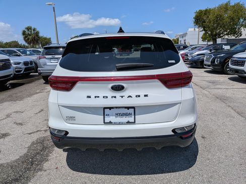 Used 2021 Kia Sportage S w/ S FWD Premium Package image 5
