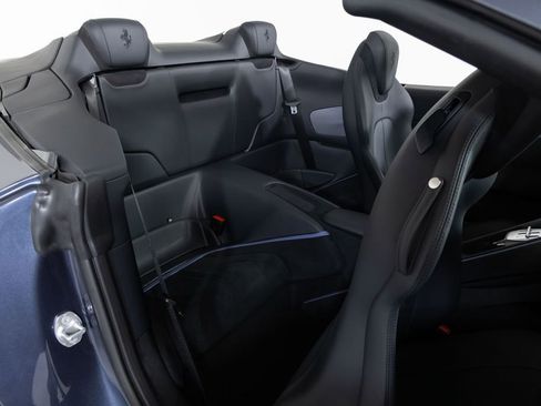 Used 2024 Ferrari Roma Spider image 43