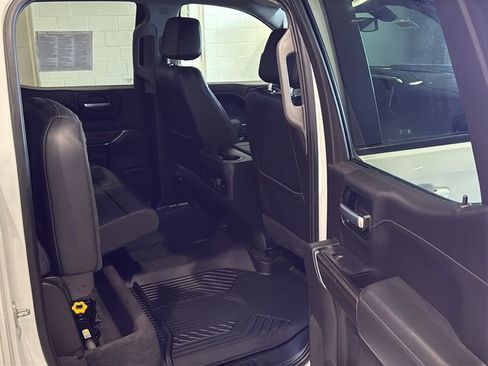 Used 2021 Chevrolet Silverado 1500 RST image 15