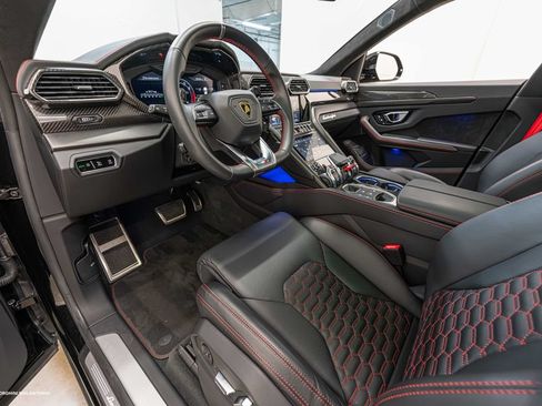 Used 2024 Lamborghini Urus S AWD/4WD image 41