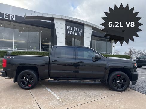 Used 2018 Chevrolet Silverado 1500 LTZ Z71 w/ Redline Edition image 2
