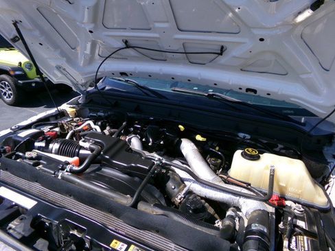 Used 2016 Ford F550 4x4 SuperCab Super Duty image 21