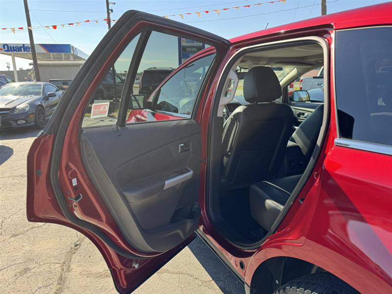 Used 2013 Ford Edge Limited FWD image 19