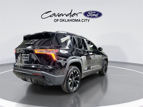 Used 2025 Chevrolet Equinox RS w/ Convenience Package III image 8