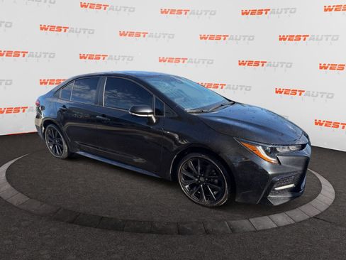 Used 2022 Toyota Corolla SE w/ Carpet Mat Package (TMS) FWD image 7