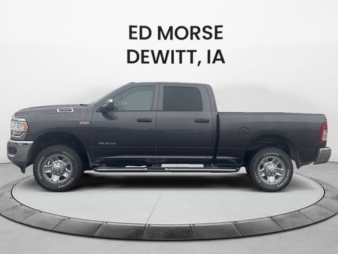 Used 2022 RAM 2500 Tradesman w/ Chrome Appearance Group image 2