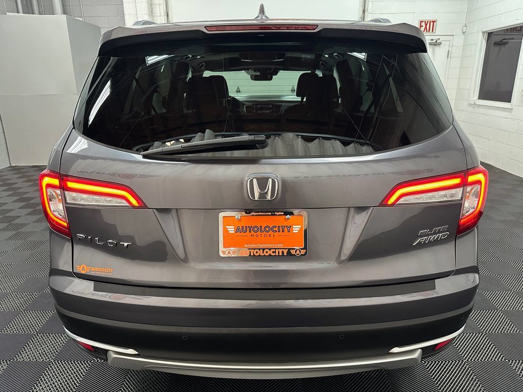 Used 2022 Honda Pilot Elite image 9