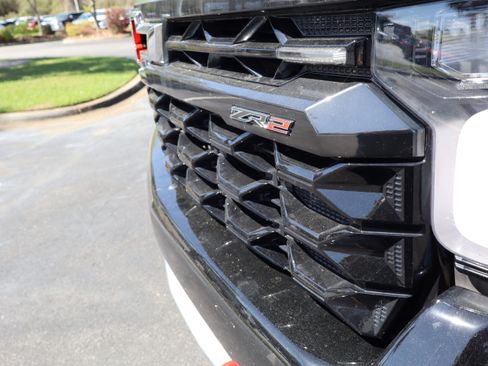Used 2024 Chevrolet Silverado 1500 ZR2 w/ Technology Package image 49