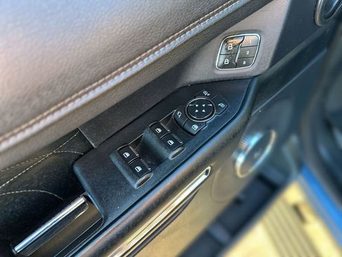 Used 2019 Ford Expedition Platinum image 15