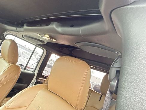 Used 2023 Jeep Wrangler Unlimited Sahara w/ Cold Weather Group image 20