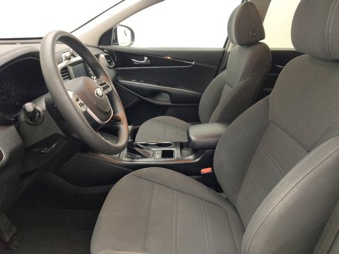 Used 2020 Kia Sorento FWD V6 image 17