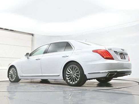 Used 2019 Genesis G90 5.0 Ultimate image 32