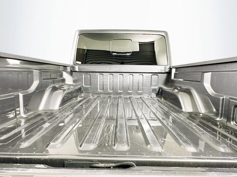 Used 2021 Jeep Gladiator Sport image 28