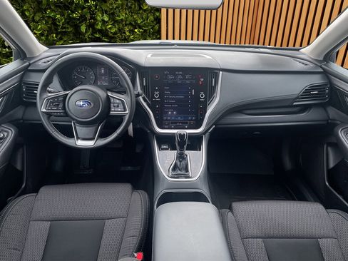 Used 2025 Subaru Outback Premium w/ Popular Package #1A image 4