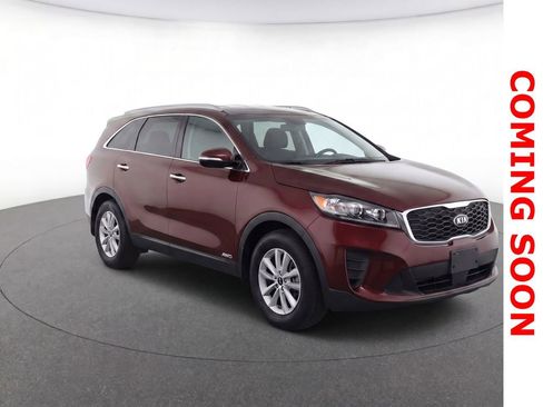 Used 2020 Kia Sorento LX w/ LX I4 Convenience Package image 2