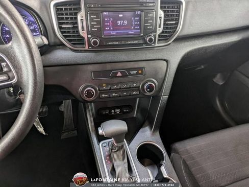 Used 2018 Kia Sportage LX AWD/4WD image 22