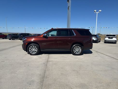 Used 2023 Chevrolet Tahoe Premier image 2