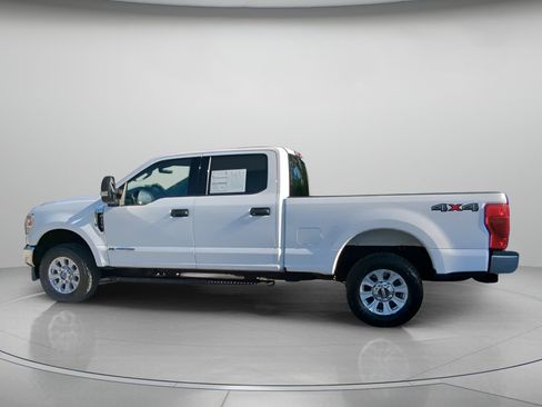 Certified 2022 Ford F250 XLT AWD/4WD image 17