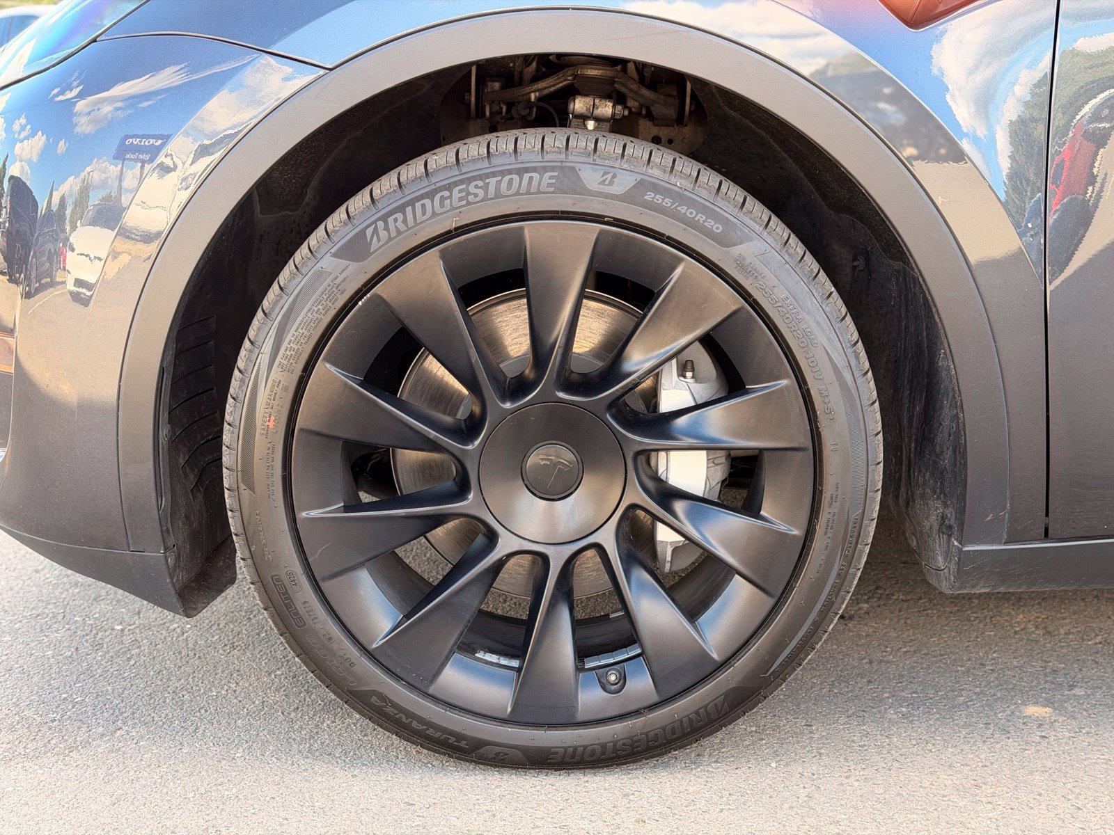 Used 2024 Tesla Model Y Long Range RWD image 12
