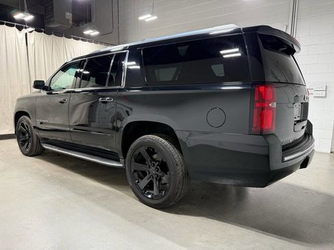 Used 2020 Chevrolet Suburban Premier image 5