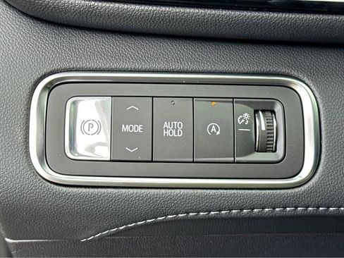 New 2026 Buick Enclave Preferred w/ Power Package FWD image 11