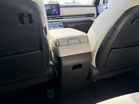 Used 2024 Hyundai Santa Fe Limited FWD image 26