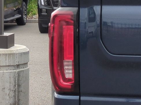 Used 2020 GMC Sierra 1500 Denali w/ Denali Ultimate Package AWD/4WD image 45