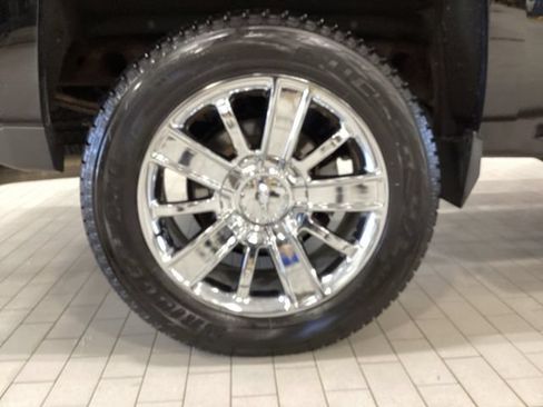 Used 2016 Chevrolet Silverado 1500 High Country AWD/4WD image 24