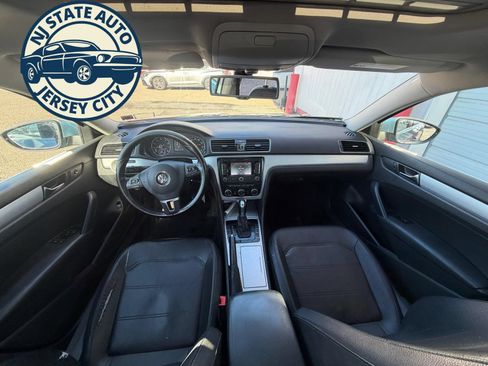 Used 2012 Volkswagen Passat 2.5 SE FWD image 4