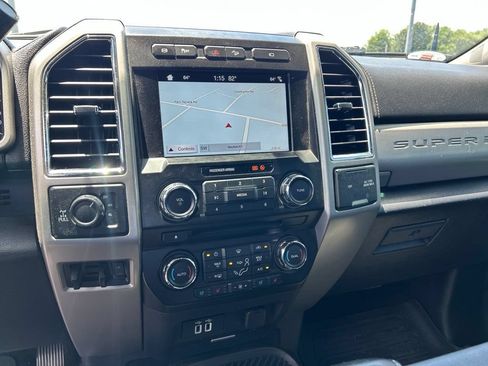 Used 2018 Ford F250 Lariat w/ FX4 Off-Road Package AWD/4WD image 15