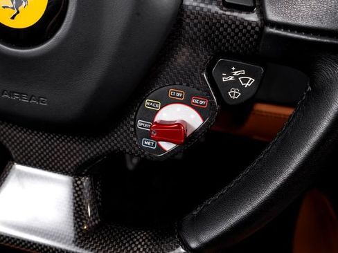 Used 2018 Ferrari 488 Spider RWD image 39