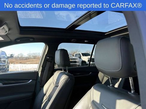 Used 2024 Cadillac XT6 Premium Luxury image 22